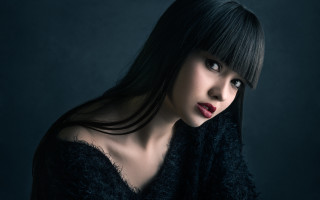 Woman black sweater red lips - a black sweater free wallpaper