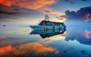 Boat water sunset clouds people - the boat free wallpaper
