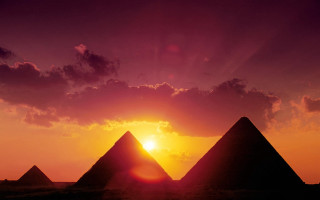 Giza pyramids sunset cloudy sky - a dark cloud in the sky free wallpaper
