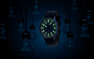 Watch green numbers hanging lights - new objectivity free wallpaper