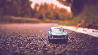 Toy car road tilt shift - tilt shift free wallpaper