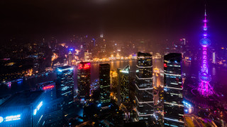 City night lights river bridge - a bridge in the middle free wallpaper