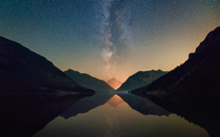 Lake mountains starry sky reflection - sky above free wallpaper