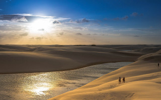 Desert people water sky mountains - a desert free wallpaper