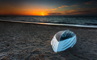 Sandy beach boat sunset ocean - exekia free wallpaper for desktop