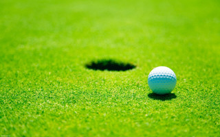 Golf ball in hole precisionism - a hole free wallpaper