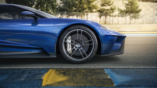 Blue sports car yellow stripe 3 - a yellow stripe free wallpaper