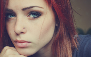 Red hair blue eyes nose 2 - hand free wallpaper