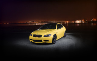 Yellow car parking lot night - a yellow car free wallpaper