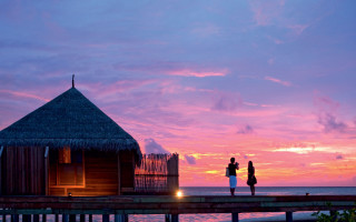 Sunset dock people hut pier - two person free wallpaper for desktop