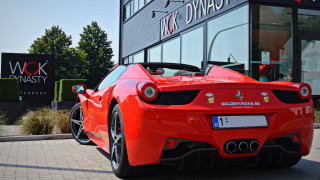 Red sports car building jigsaw - vibrant free wallpaper