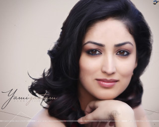 Woman long black hair red - cheng shifa free wallpaper