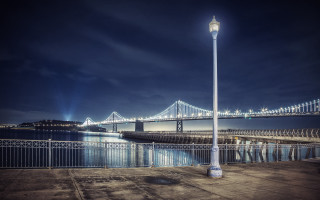 Streetlight bridge water night cityscape - a street light free wallpaper