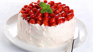 Strawberry rococo pastel cake plate - strawberry free wallpaper
