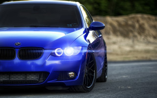 Blue car headlights black hood - len free wallpaper