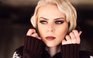 Blonde green eyed woman artdeco - her ear free wallpaper for desktop