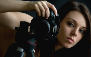 Eszter mattioni portrait camera black - free technology wallpaper