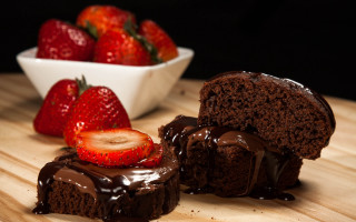 Chocolate cake bite strawberries wooden 2 - a bite free wallpaper for desktop