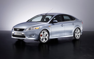 Silver car studio vehicle rendering - a gray wall free wallpaper