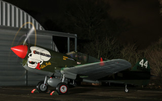 Green airplane skull wing red - a red nose free wallpaper