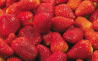 Strawberries red berries pile macro - red berry free wallpaper