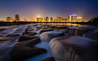 City skyline river waterfall night - cui bai free wallpaper