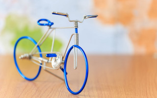 Miniature bicycle wooden table green - 3 d model free wallpaper