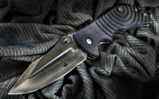 Knife cloth black handle blade - sharp high detail free wallpaper