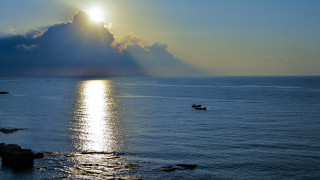 Boat sunshine clouds matte painting - the cloud above free wallpaper