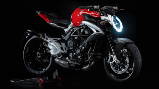 Red white motorcycle dark room 3 - motorcycle free wallpaper