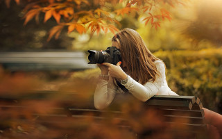 Woman autumn leaves camera blurry - anka zhuravleva free wallpaper