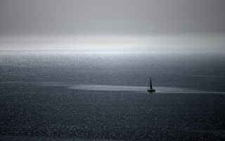 Sailboat foggy ocean minimalist tranquil - the foggy day free wallpaper