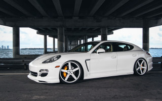 White car bridge ocean bench - a view of the ocean free wallpaper