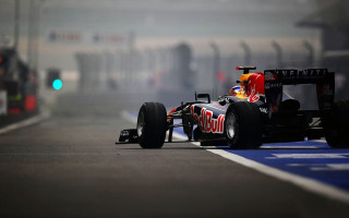 Red bull racing car fog - fog in the background free wallpaper