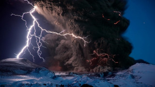 Smoke lightning mountain storm shockart - thunderstorm free wallpaper
