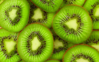 Kiwi sliced pattern green nature - a pattern free wallpaper for desktop