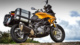 Motorcycle rocky road clouds gradient - motorcycle free wallpaper