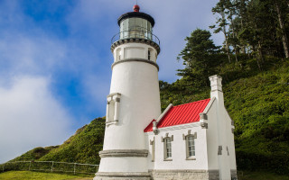 Lighthouse hill trees fence architecture - free light wallpaper