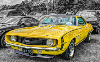 Yellow car parking lot black - free retro wallpaper