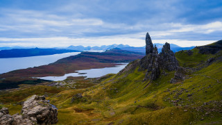 Mountain lake background mountains tilt - a few mountain free wallpaper