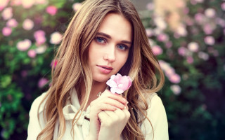 Anna maria flower serious blue - anna maria barbara abesch free wallpaper