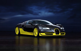 Bugatti black yellow night cloud - a full moon in the sky free wallpaper