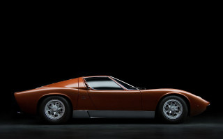 Brown sports car dark room 3 - sharp line free wallpaper for desktop