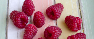 Raspberries knife fork photorealism berries - a bunch of raspberries free wallpaper