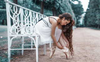 Woman white dress park bench - free dogs wallpaper
