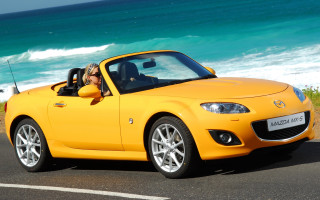 Yellow convertible ocean beach summer - adam szentpétery free wallpaper
