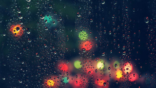 Rainy window colorful lights raindrops - colorful free wallpaper