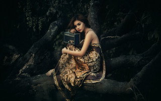 Woman sitting tree branch book - anka zhuravleva free wallpaper