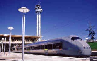 Modern train clocktower streetlight erlund - a tower free wallpaper