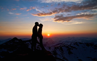 Mountain sunset couple clouds romantic - romantic free wallpaper